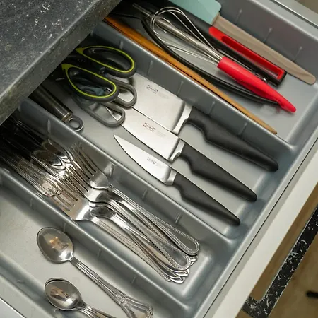 Cozy Loft Next To Main Station Appartamento