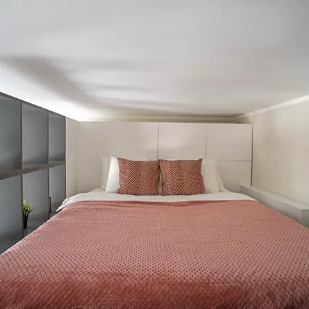 Apartment Cozy Loft Next To Main Station *