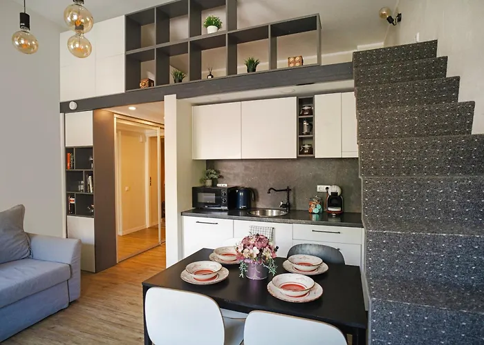 Cozy Loft Next To Main Station Apartamento *